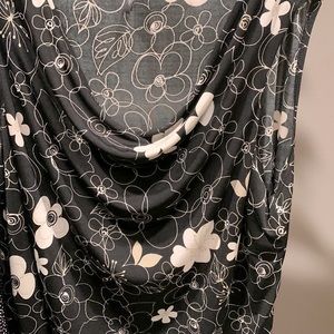 Ladies no sleeve blouse slightly worn black and white